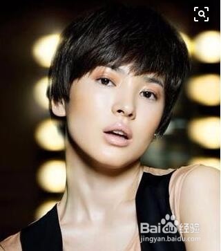 短发洗完后蓬蓬起来特别难看怎么办