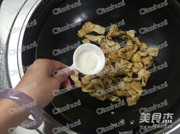 啤酒伴侣—香卤腐皮结