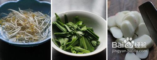 绿豆芽炒年糕的家常做法