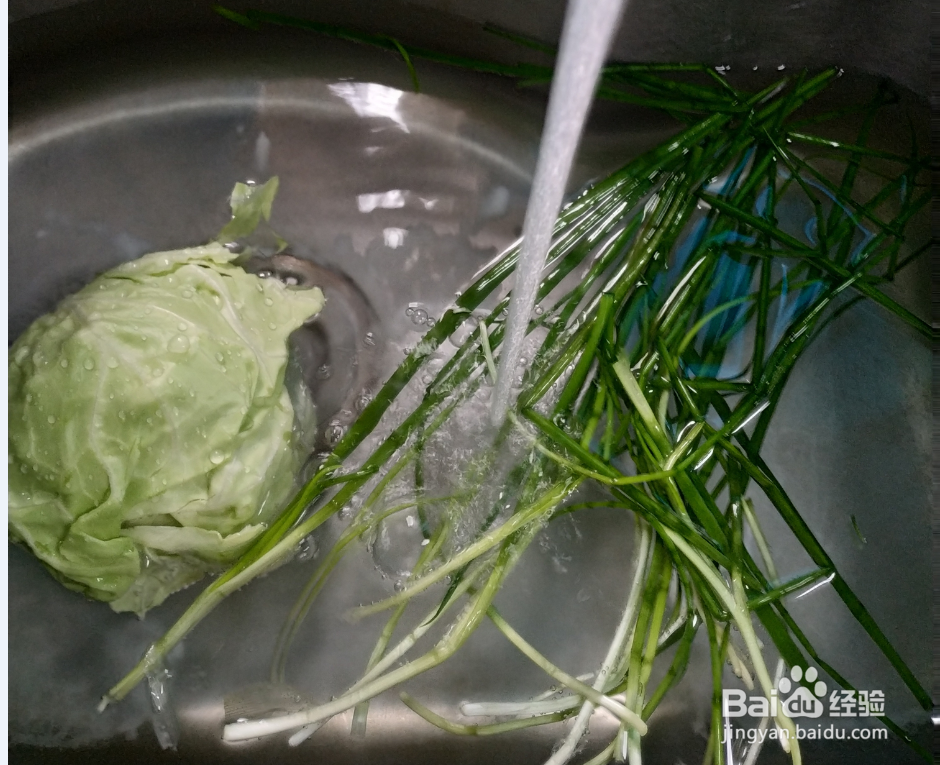 怎么制作青椒炒包菜