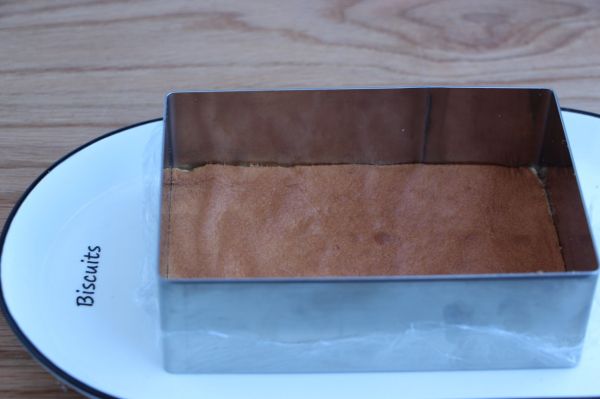 覆盆子荔枝蛋糕