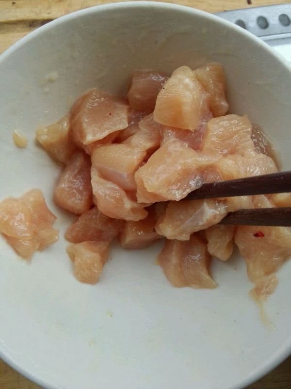黑椒翠蔬炒鸡丁