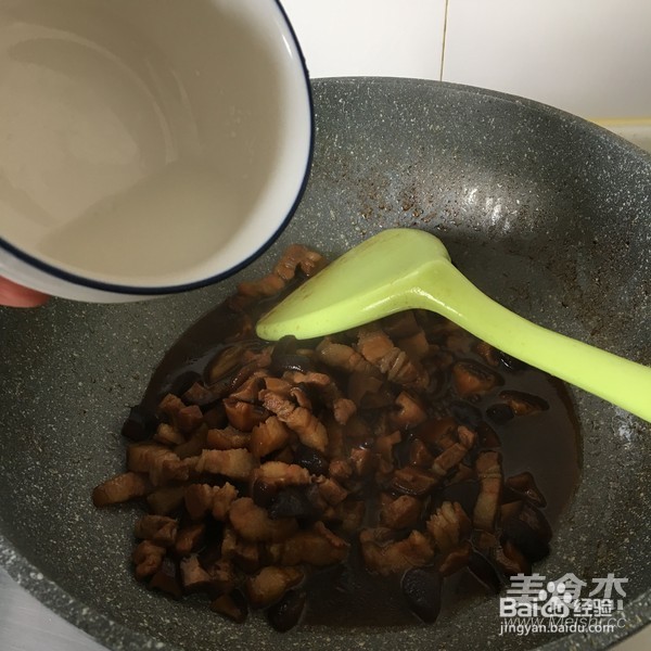 香菇卤肉饭