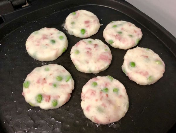 培根豌豆土豆饼