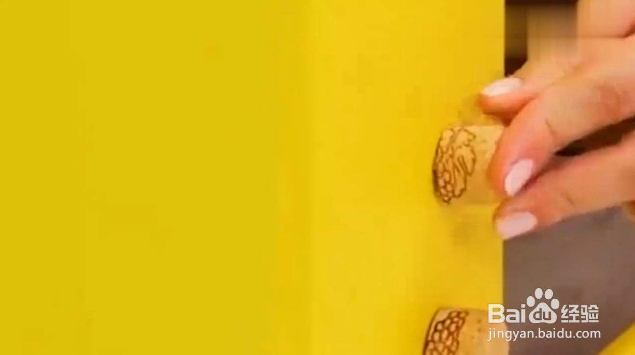 如何给宝宝制作简单玩具？