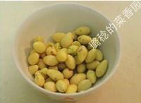 味美鲜香的白果青菜粥
