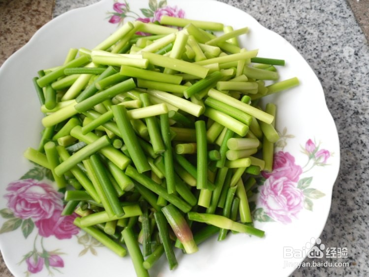 蒜薹炒肉窍门