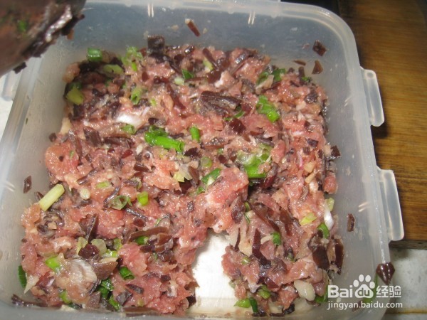 黑木耳瘦肉春卷怎么做？