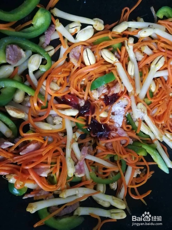肉丝炒花生豆芽的做法