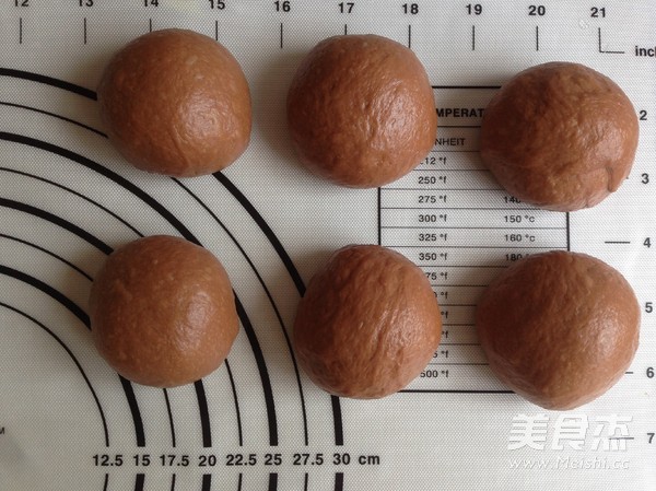 可可味淡奶油面包