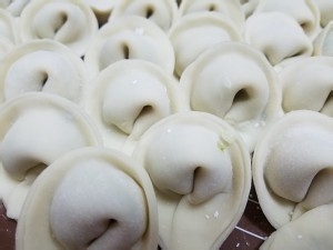 鸡蛋抱饺的做法