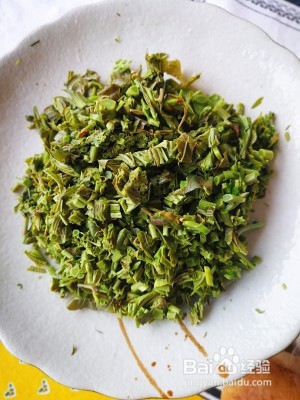 香椿炒鸡蛋的做法