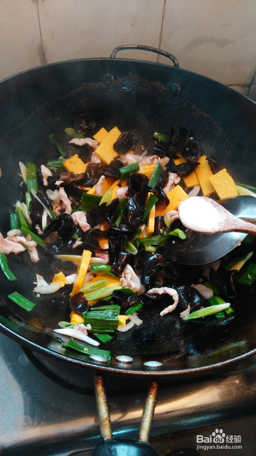 怎样炒木耳好吃?