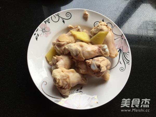 腐竹土豆烧翅根