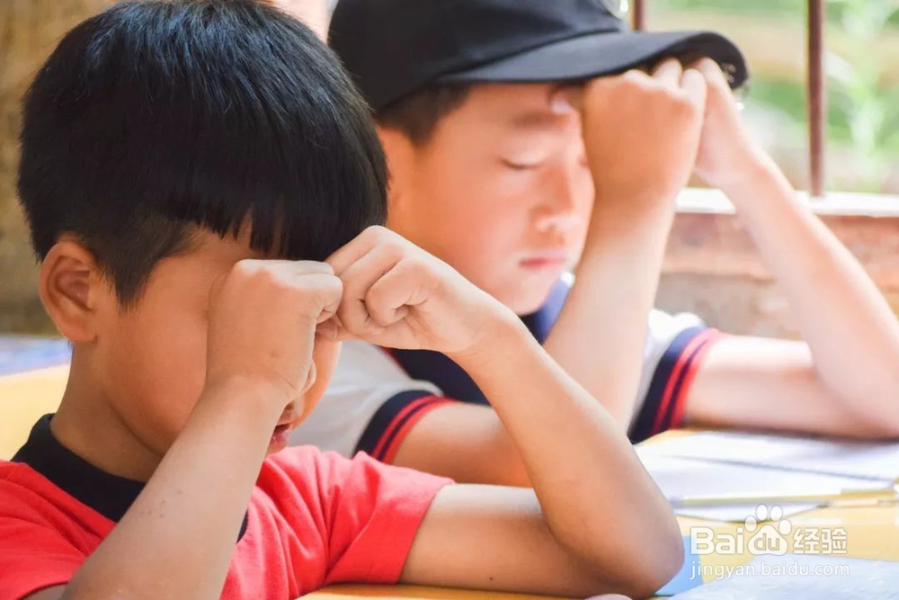 哪些因素会影响孩子视力