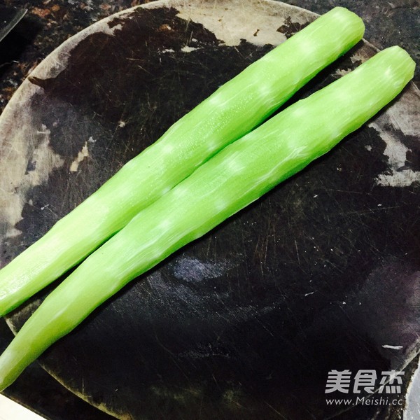 肉片炒莴笋的做法