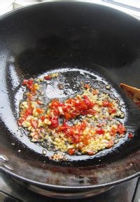 丰胸之鱼虾小茄饼的作法