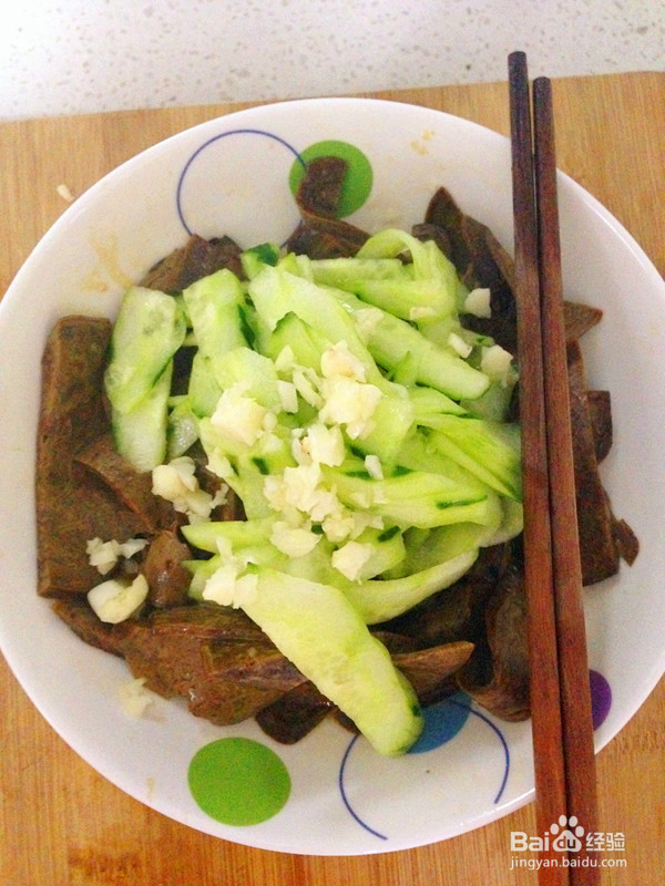 如何做黄瓜拌素火腿