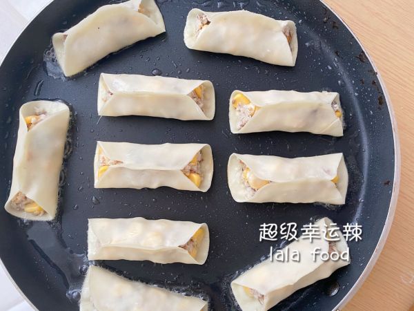 青花鱼玉米锅贴