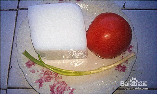 家常版西红柿热拌煎凉粉的做法