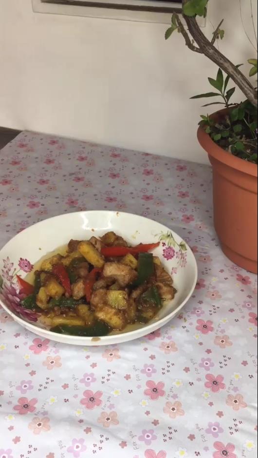 怎么做菠萝炒瘦肉