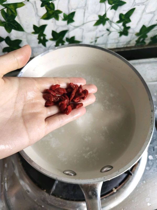 开胃滋补枸杞米酒蛋花汤