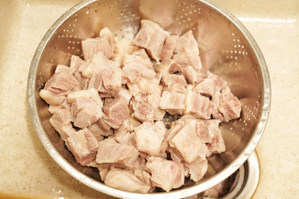 红烧土豆牛腩焖腐竹