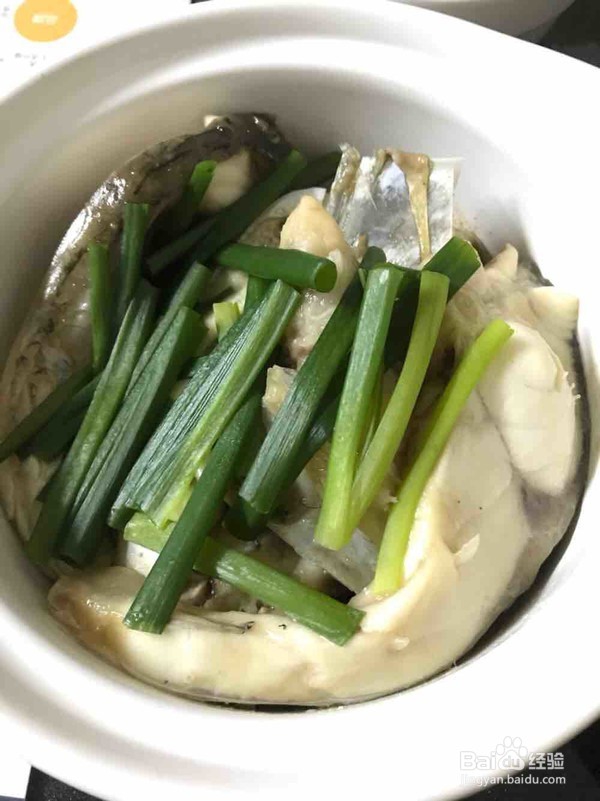 砂锅鱼头煲的做法