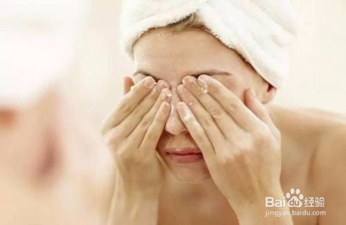 混合性皮肤如何平安渡过秋天?