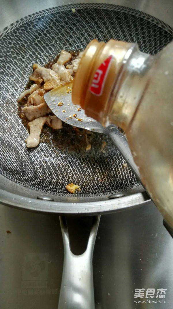 胡萝卜黄瓜炒肉片