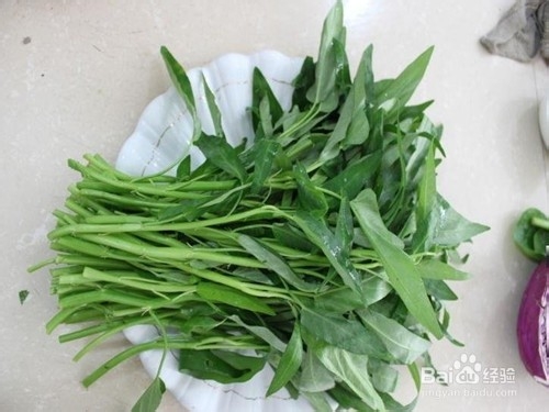 素炒蒜泥空心菜