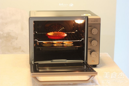 缤纷水果派的做法