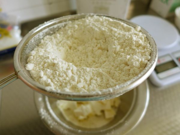 卡仕达酱蜜桃派
