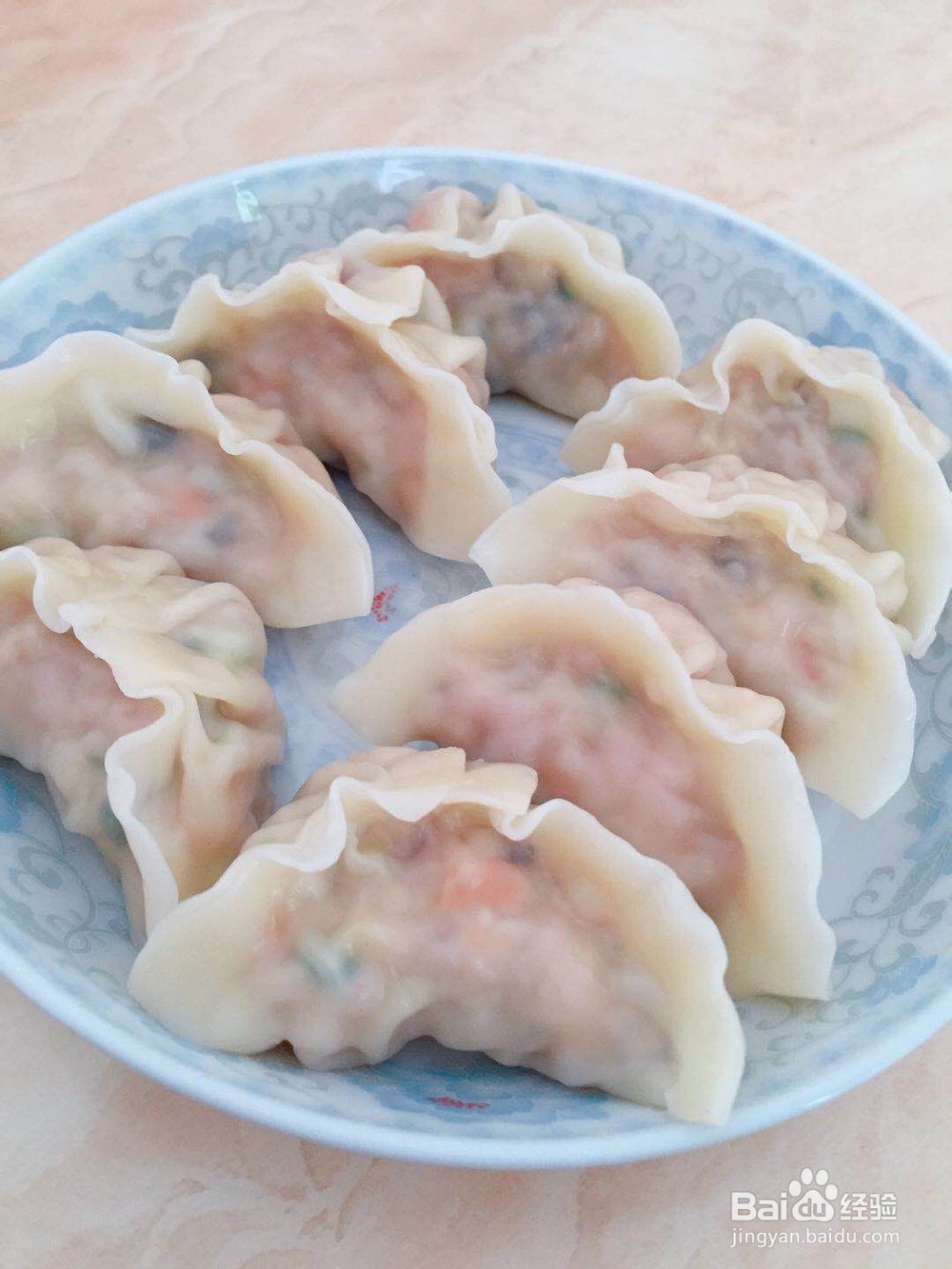 姐姐为我做的韭黄猪肉馅饺子