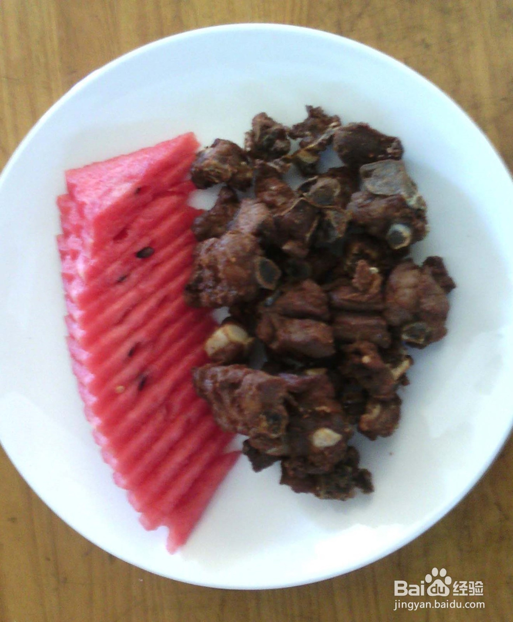 怎样做一盘酥香醇厚的中式大排