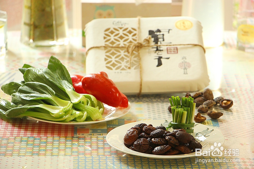 家常美食——香菇炒青菜