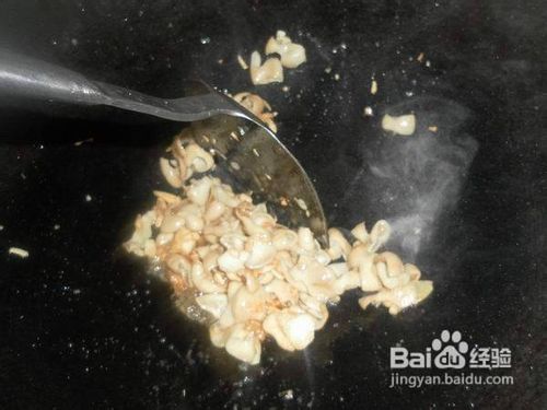 尝试做猪大肠炒萝卜