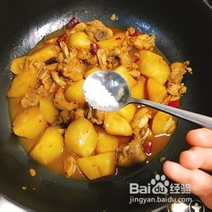 怎么做土豆炖鸡块