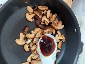 鲜美无比的蚝油香菇