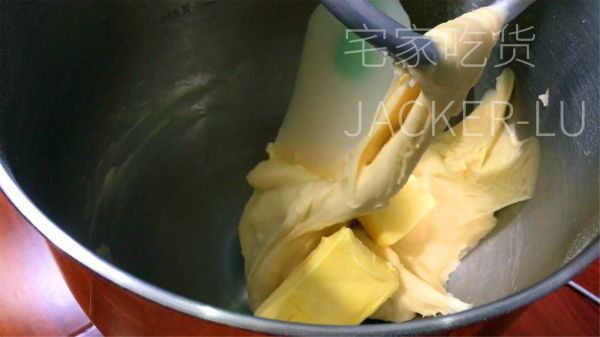 超松软牛奶面包