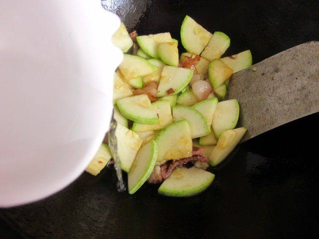 超级美味的南瓜肉片，今天就来教你做