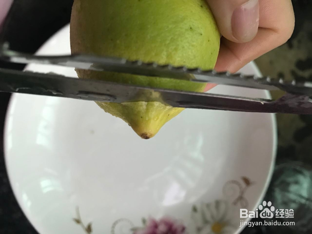 如何自制蜂蜜柠檬水简单方便
