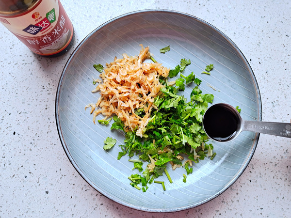 家常时蔬酸汤素饺