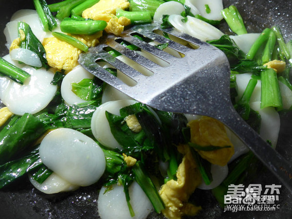 鸡蛋油菜蕻炒年糕