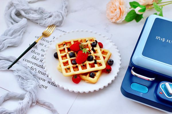 奶香水果干华夫饼