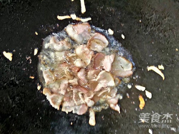 培根炒手撕包菜