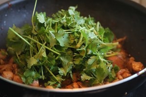 怎么做香菜爆炒鸡胗