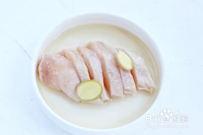 蟹肉棒鸡肉菠菜卷的做法