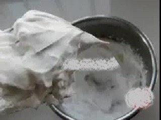 圆形戚风蛋糕怎么做?