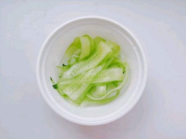 青瓜柠檬蜂蜜水